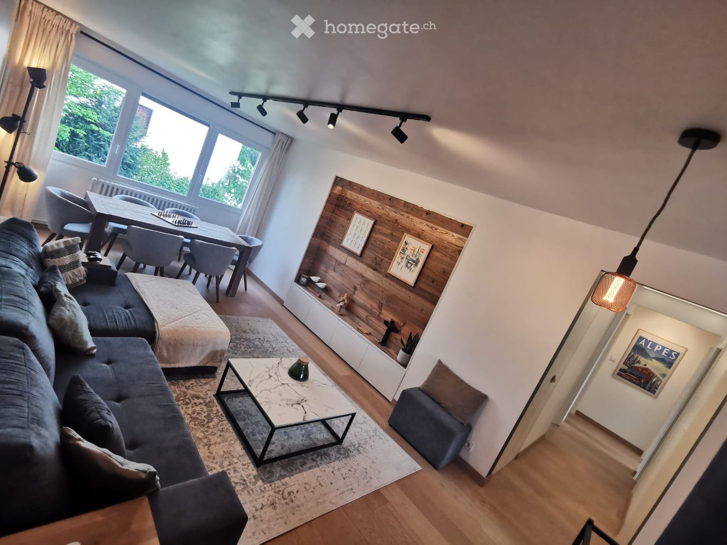 2 room single room, photo 2 sur 5