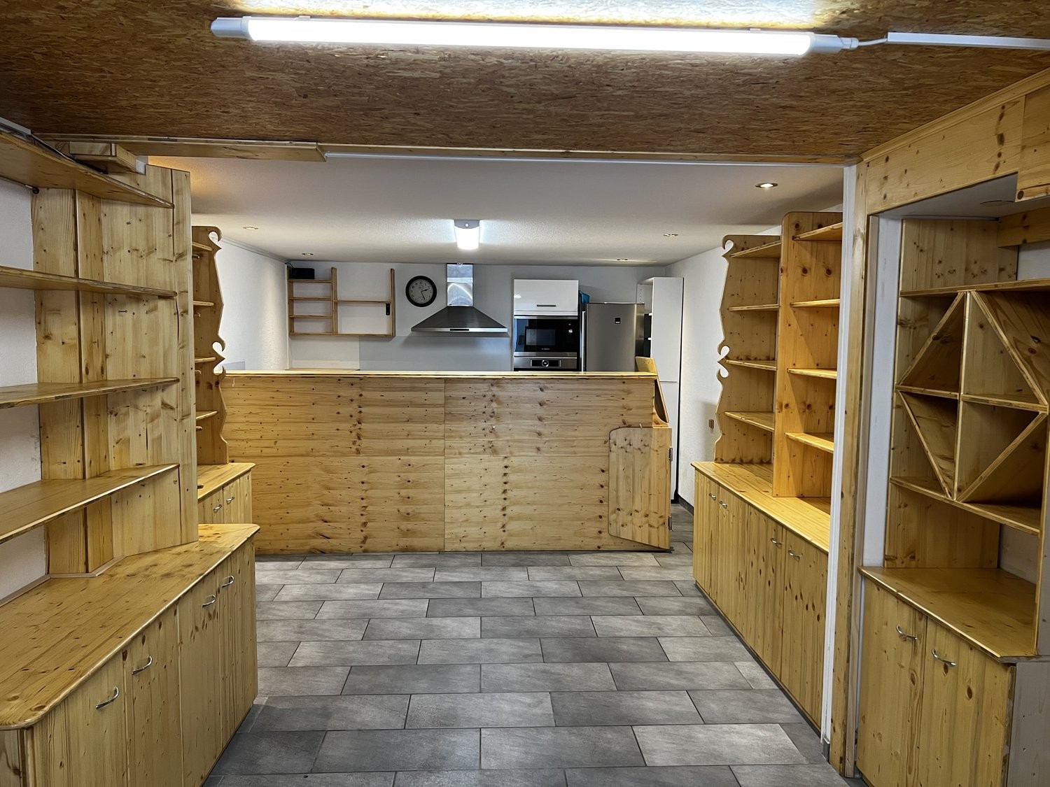 48m² shop, photo 5 sur 6