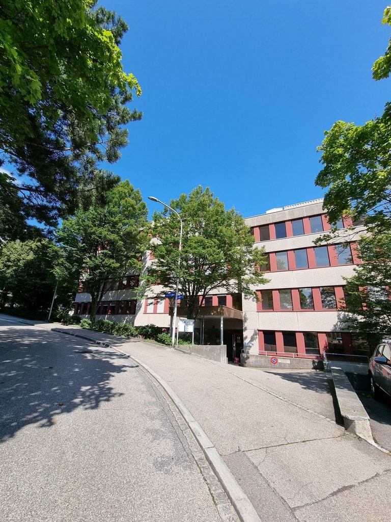 516m² bureau, photo 1 sur 6