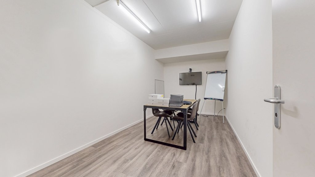 Bureau de 178m², photo 3 sur 10