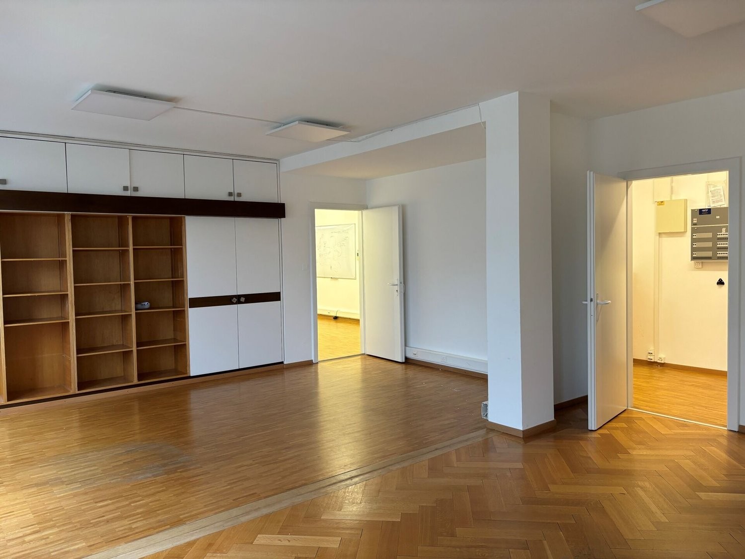 238m² office, photo 6 sur 9