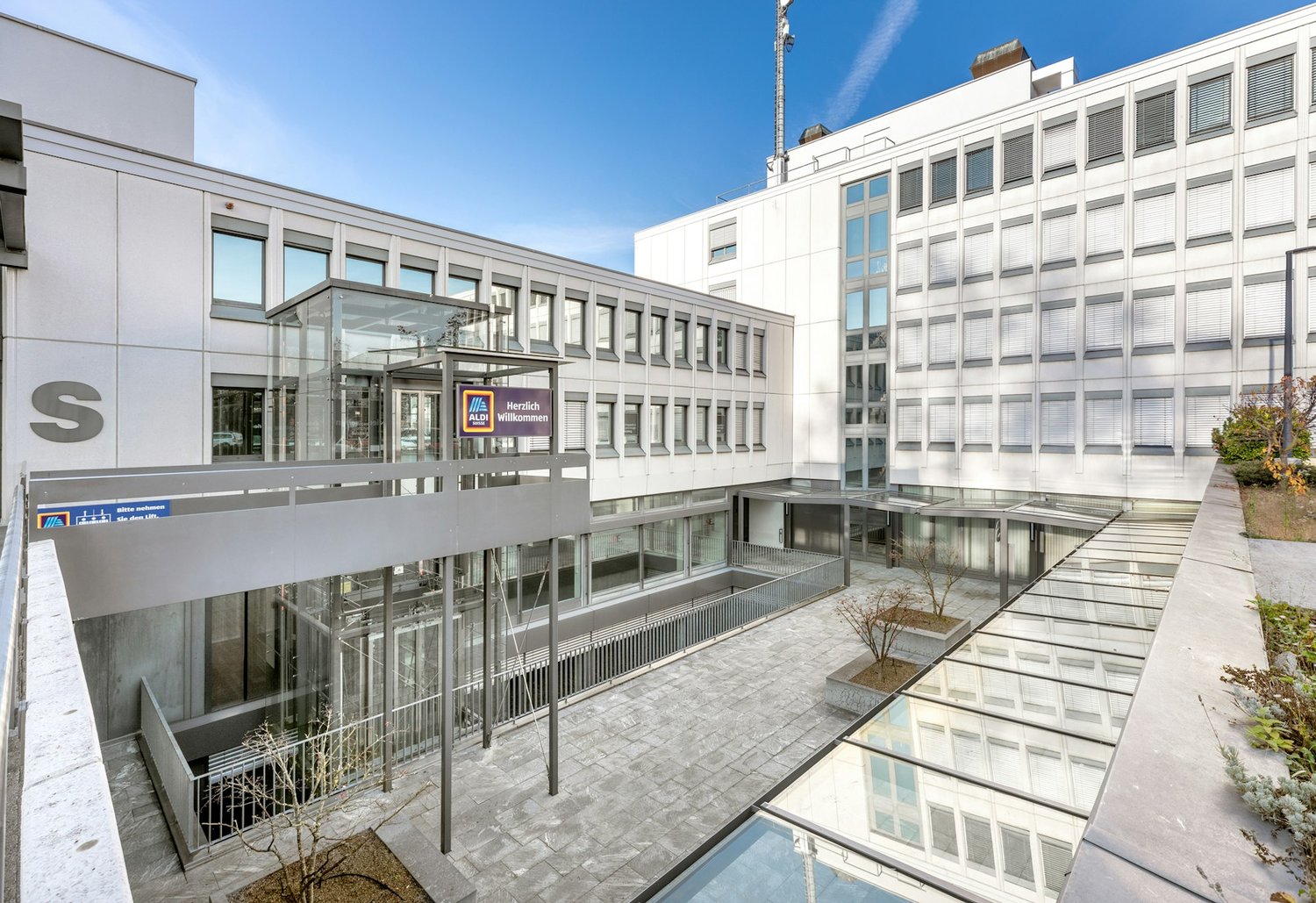 316m² bureau