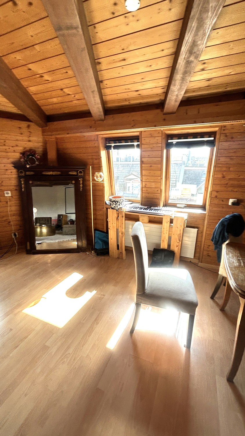 Appartement en attique de 2 ½ pièces