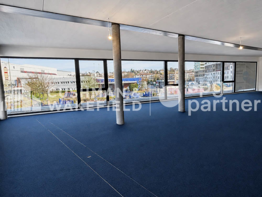 150m² office