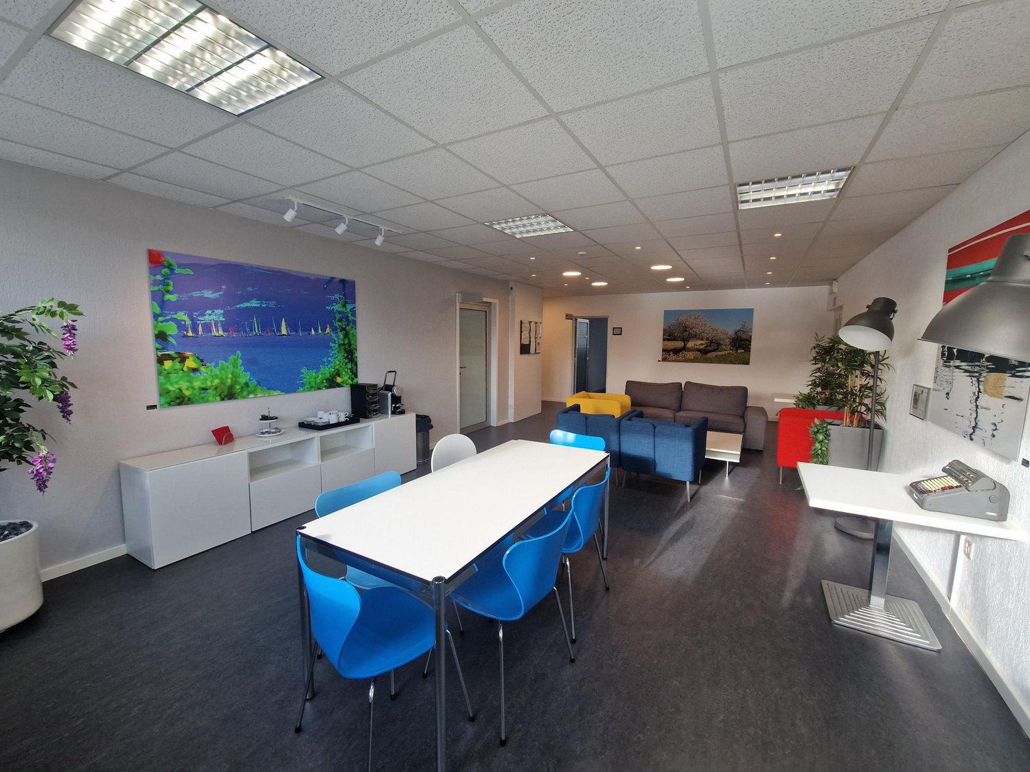 Bureau, photo 3 sur 3