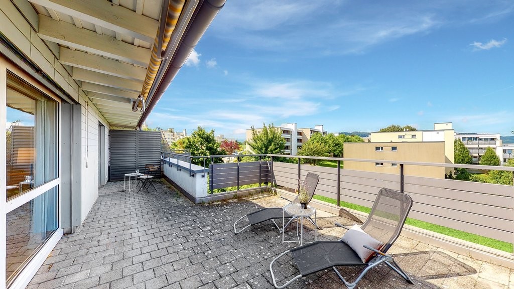 Appartement d'attique de 3 ½ pièces
