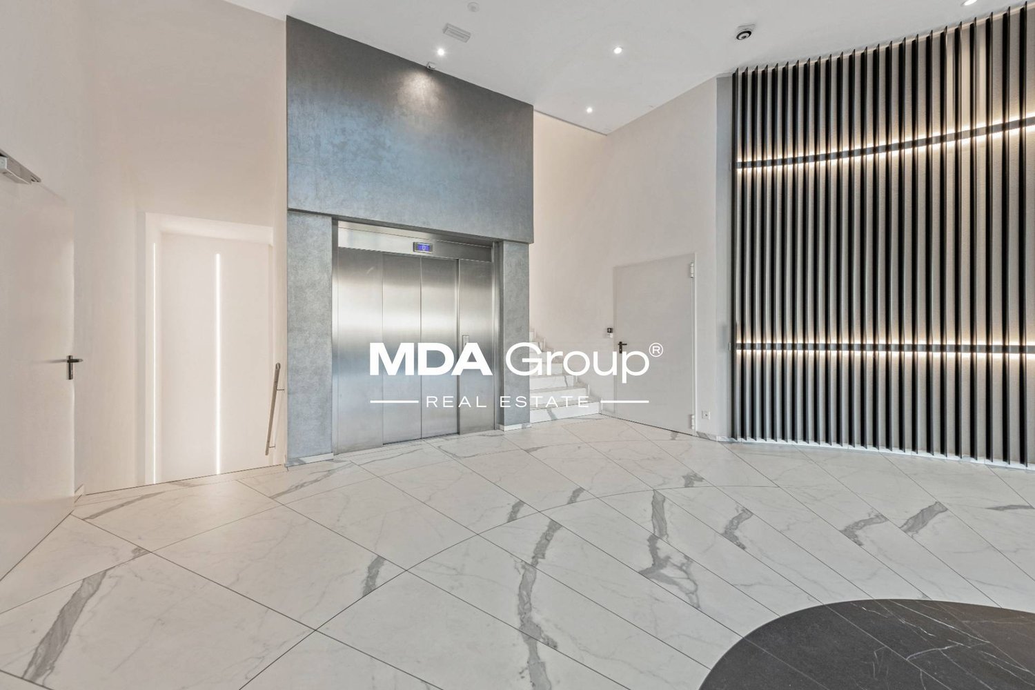 315m² office, photo 3 sur 10