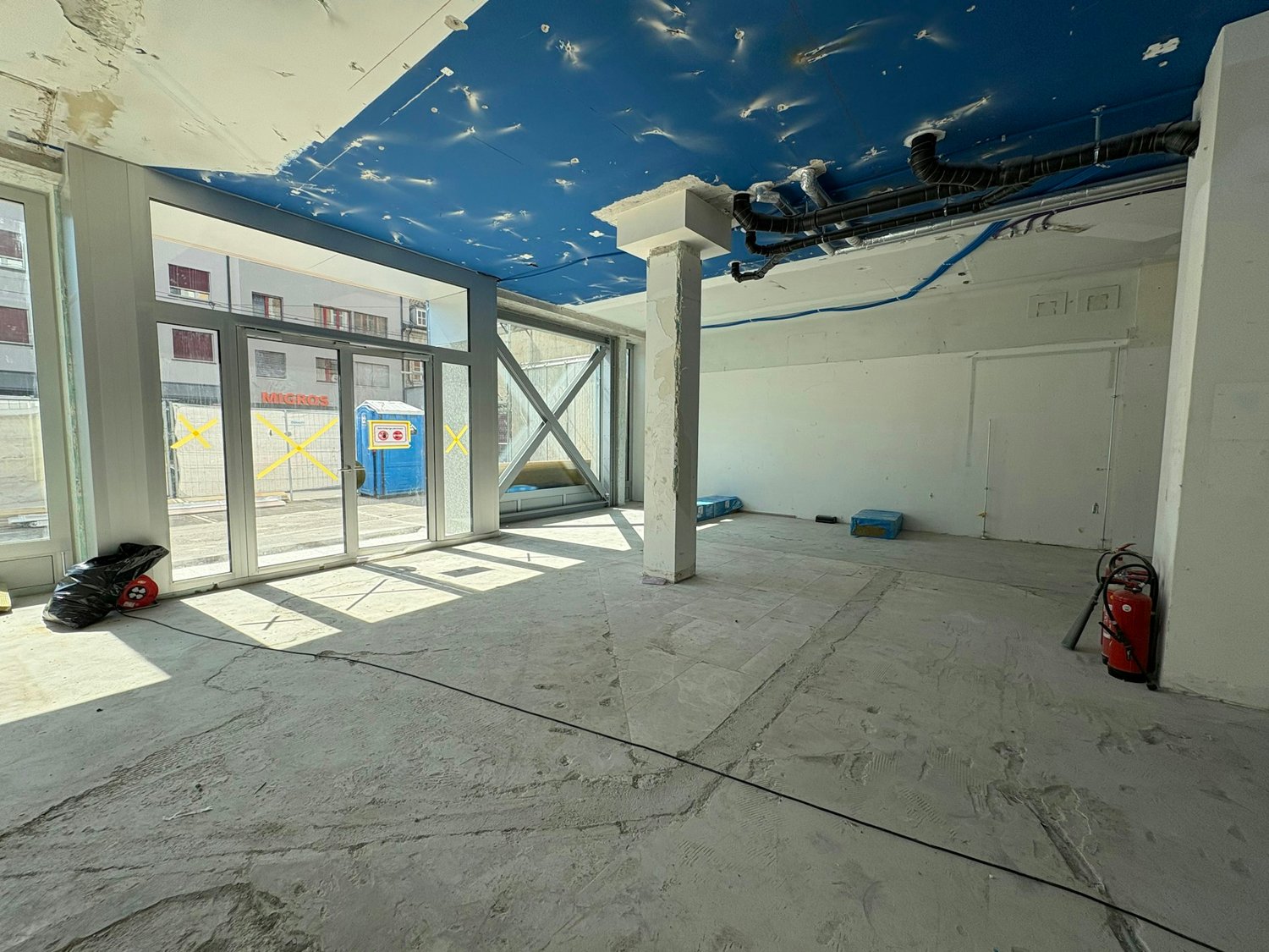 204m² commercial, photo 9 sur 10