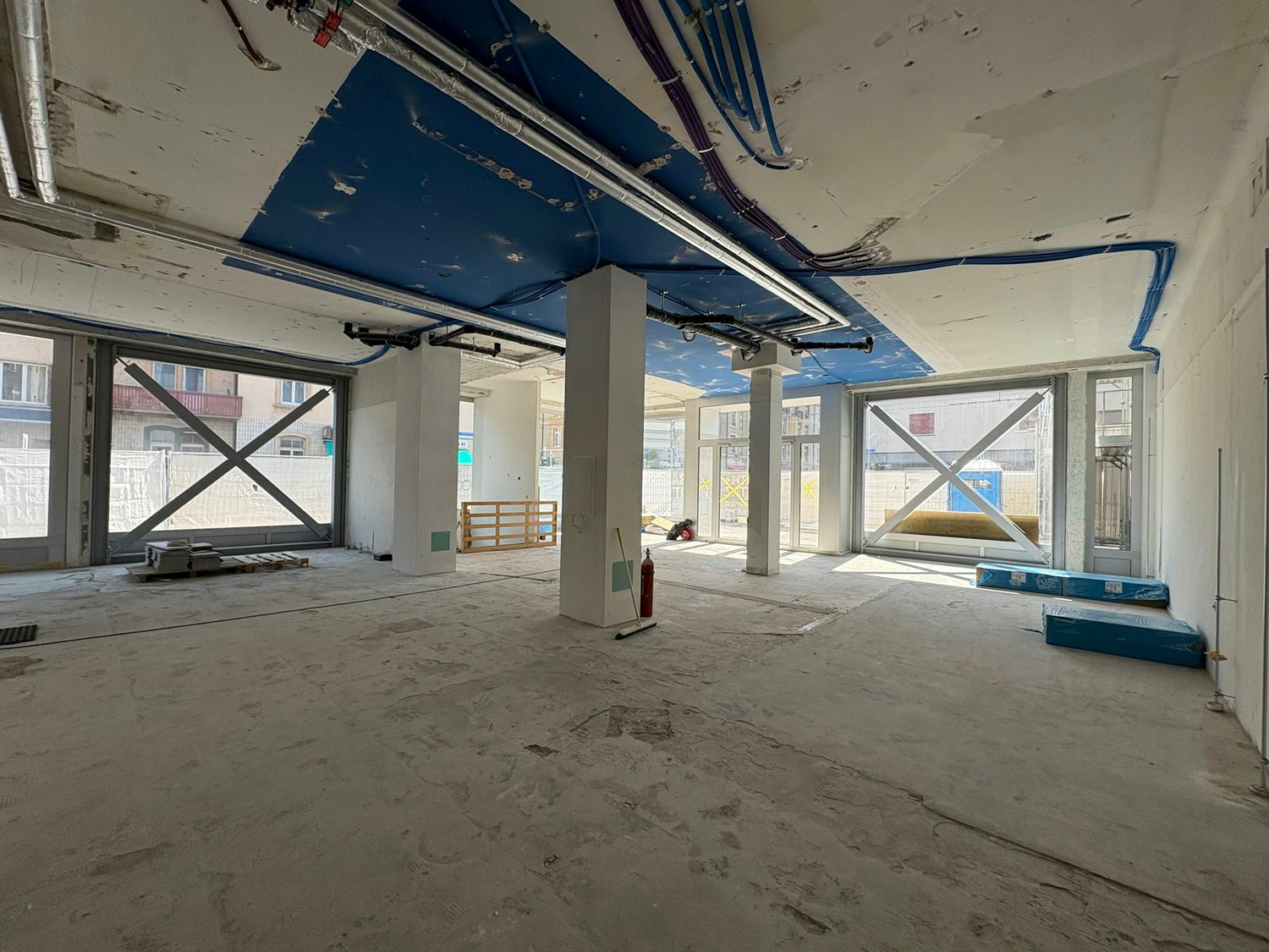 204m² commercial, photo 6 sur 10