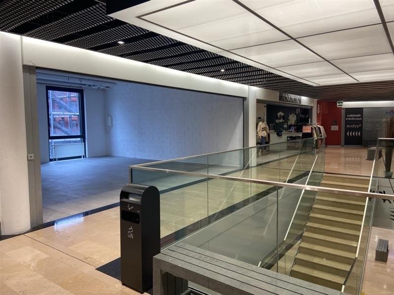 58m² shop, photo 4 sur 4