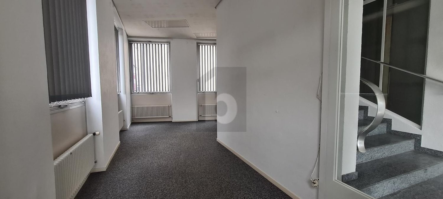 45m² office