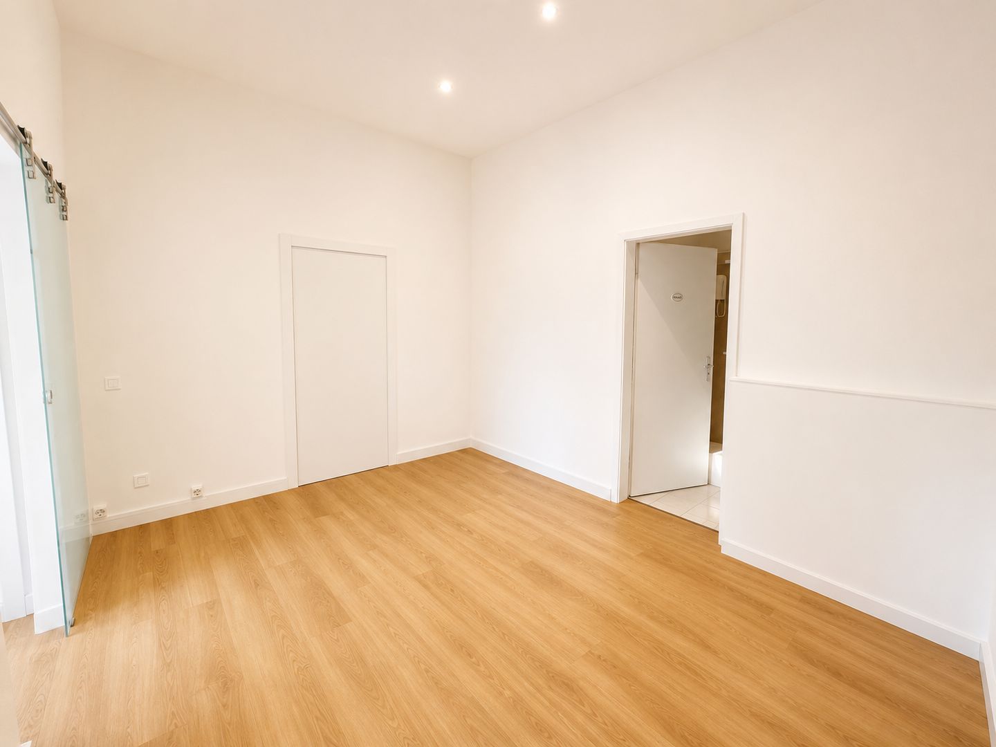 46m² commercial