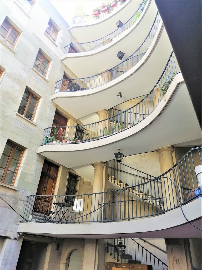 1 rooms apartment, photo 2 sur 9