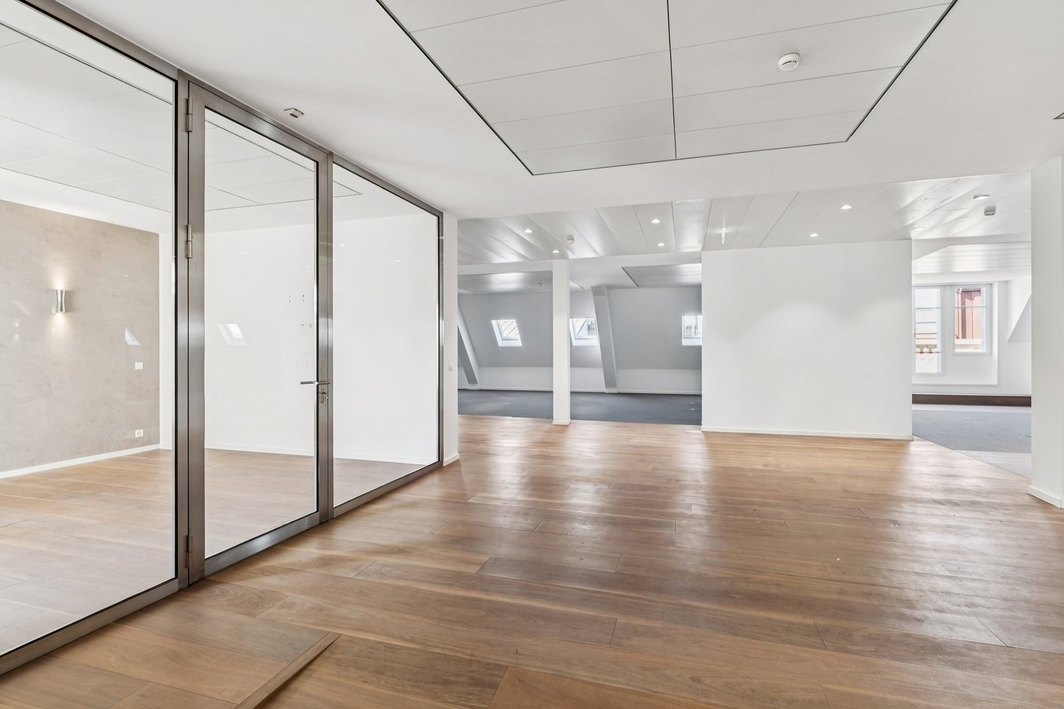 337m² office, photo 3 sur 9