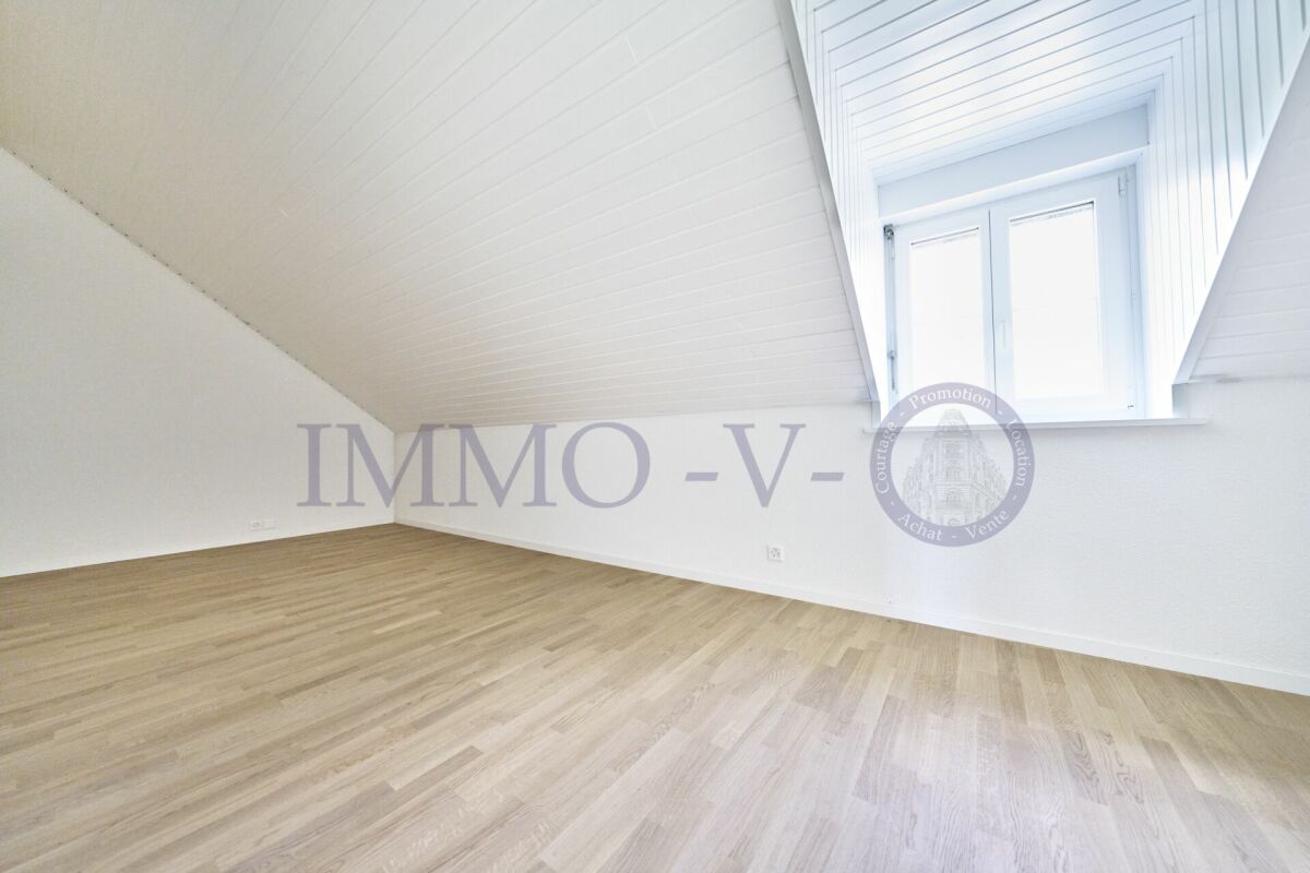 5 rooms attic flat, photo 9 sur 10