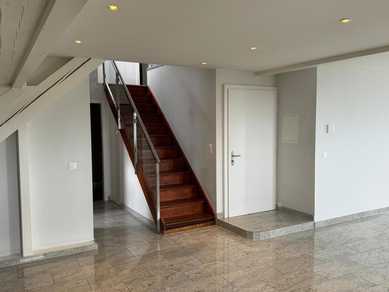 3 rooms apartment, photo 1 sur 9
