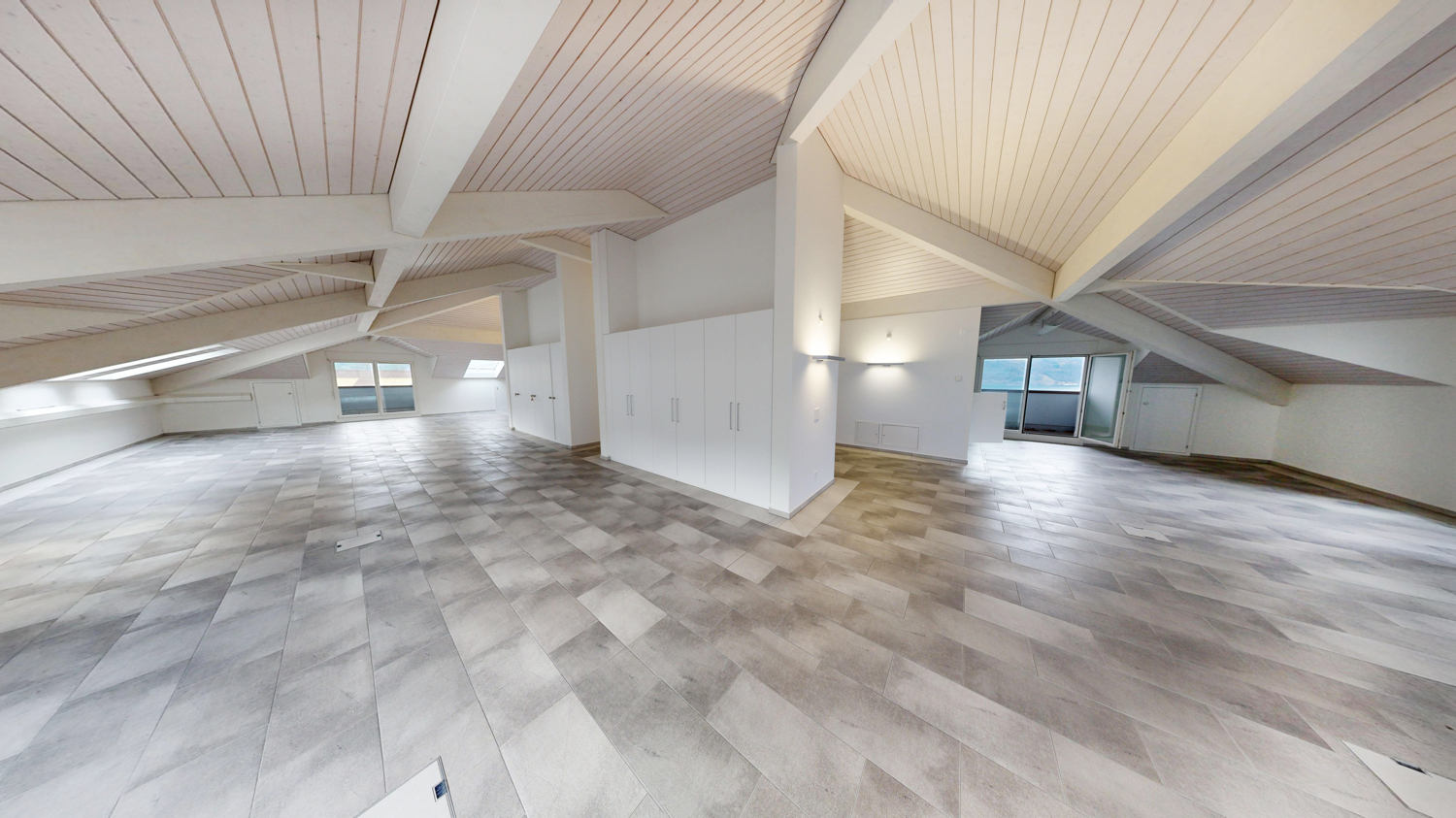 697m² bureau