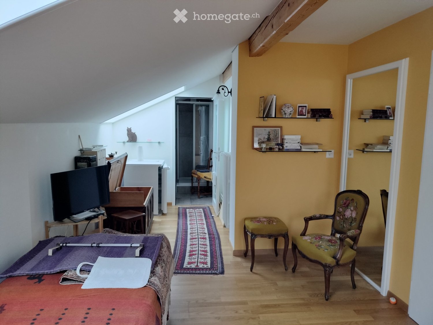 1 room single room