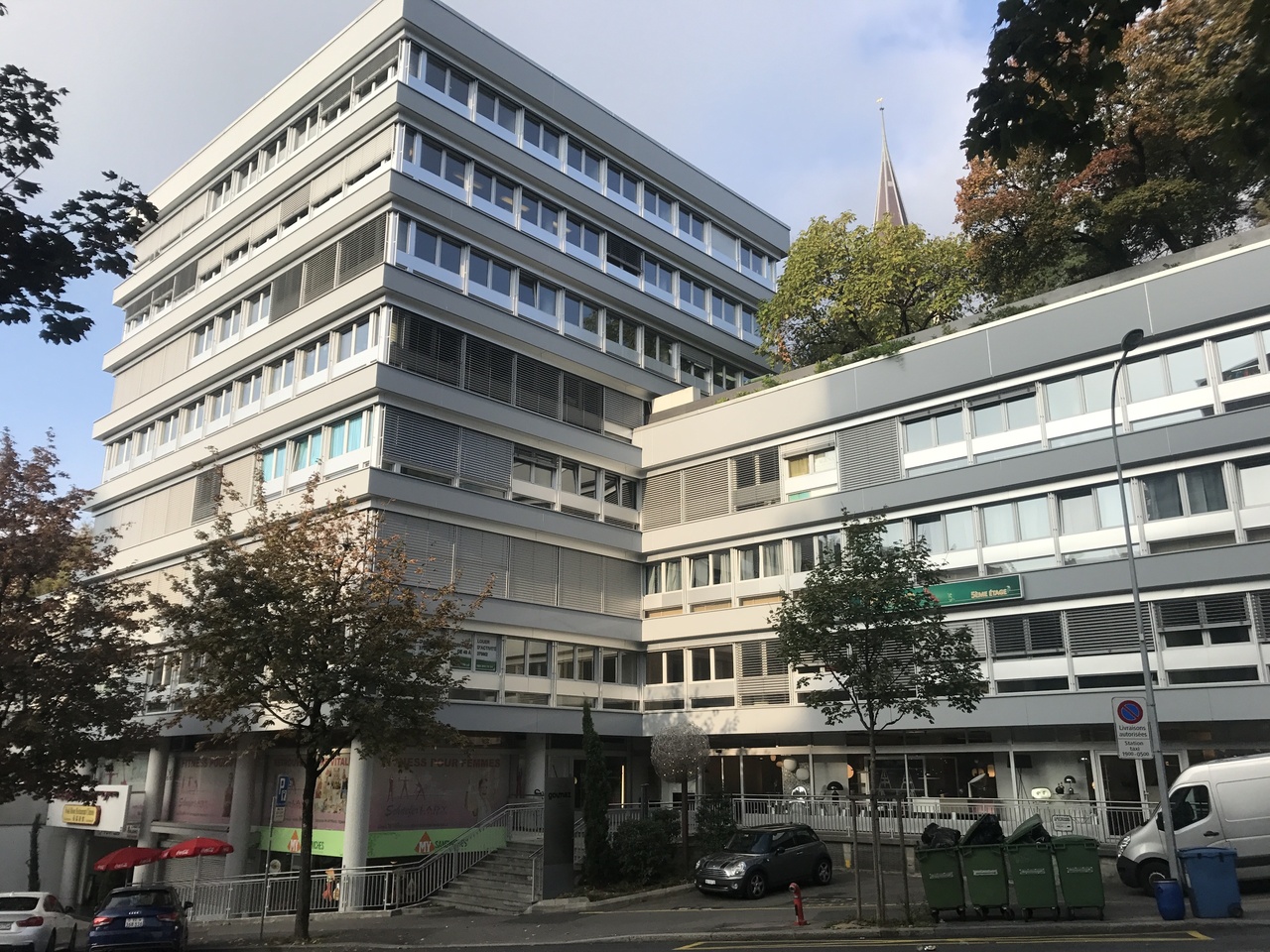 75m² office