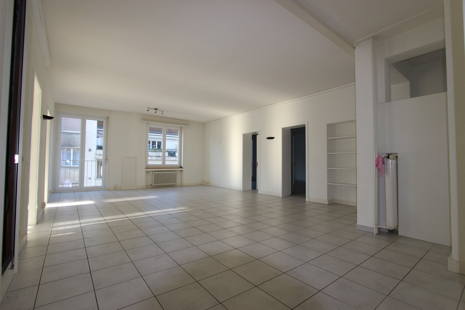 232m² bureau