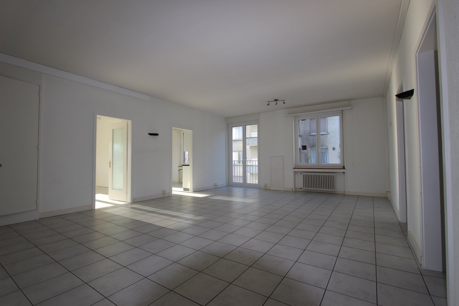 232m² bureau