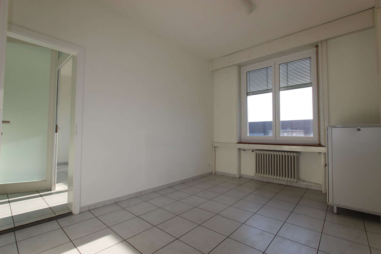 232m² bureau