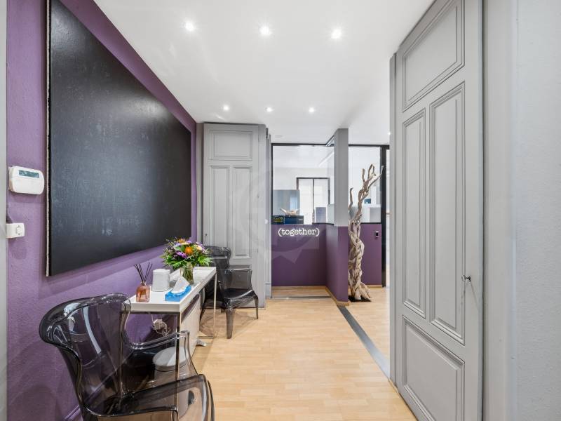 146m² office