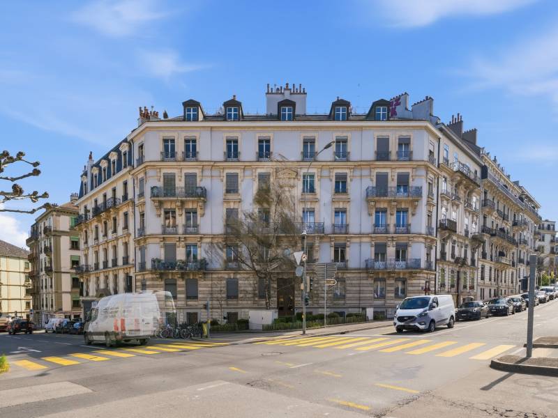 146m² office