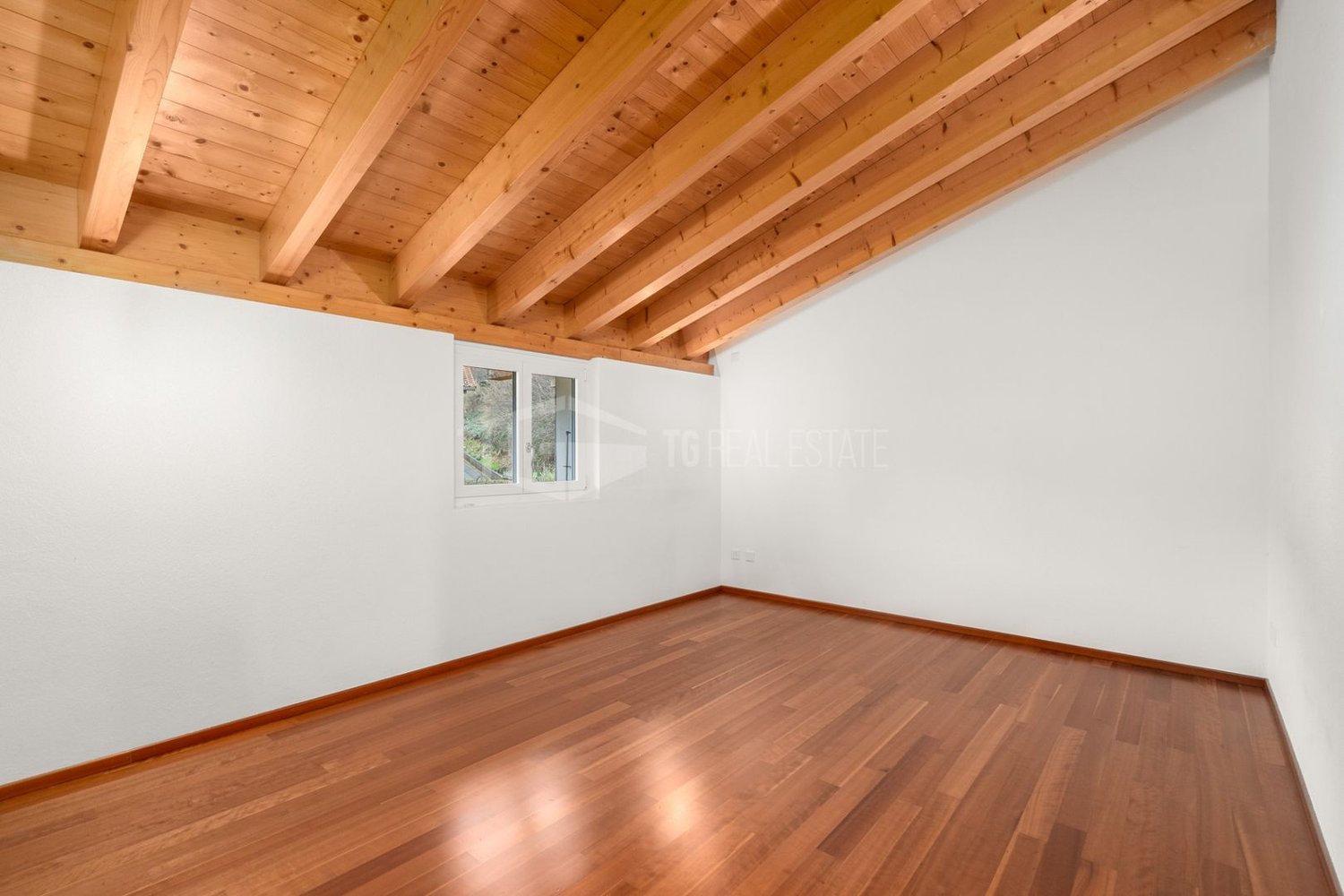 Appartement en attique de 4 ½ pièces