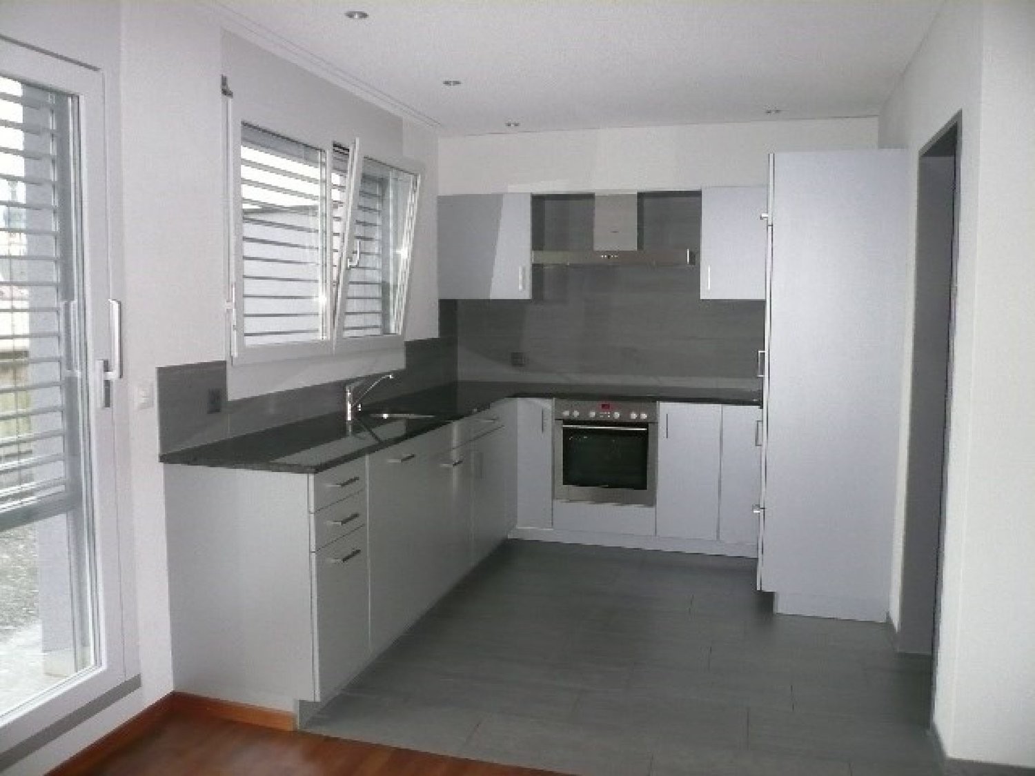 Appartement en attique de 2 ½ pièces, photo 1 sur 9