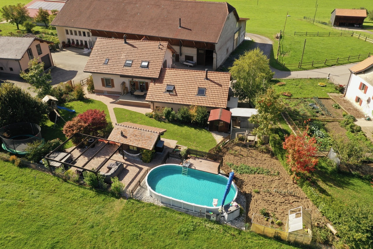 6 ½ rooms duplex house, photo 1 sur 10