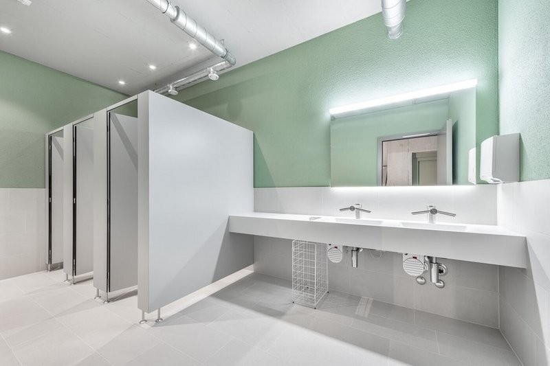 291m² commercial, photo 6 sur 8