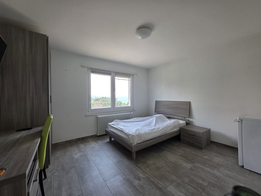 1 room single room, photo 1 sur 8