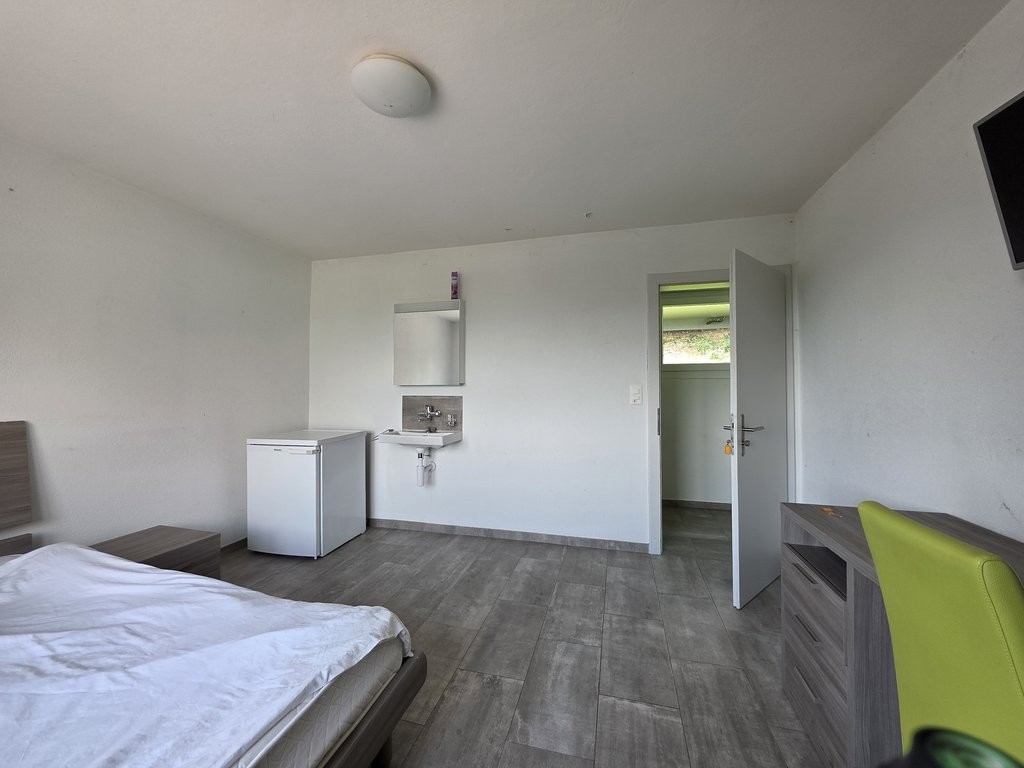 1 room single room, photo 2 sur 8