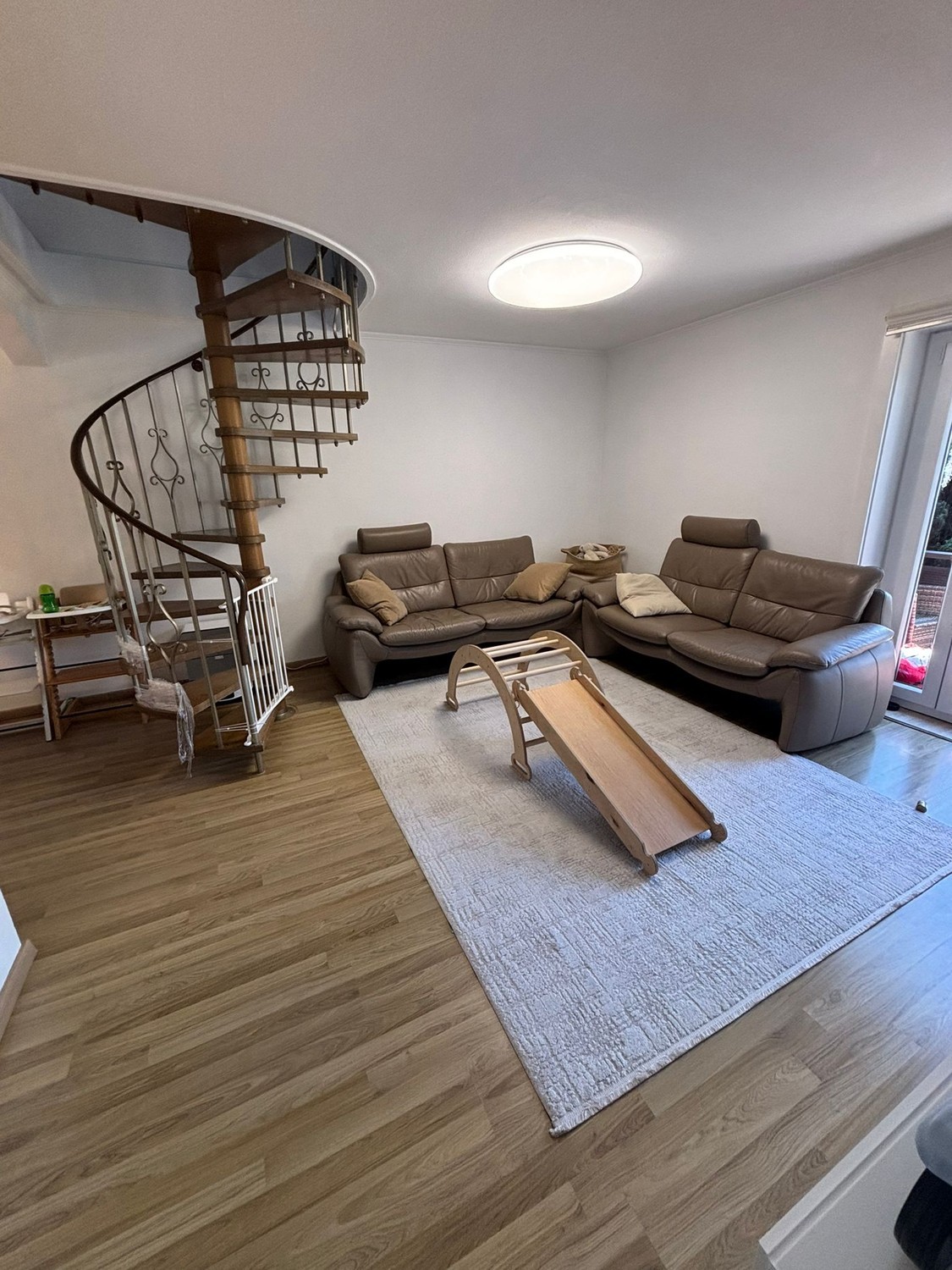 Appartement de 4 pièces, photo 1 sur 10