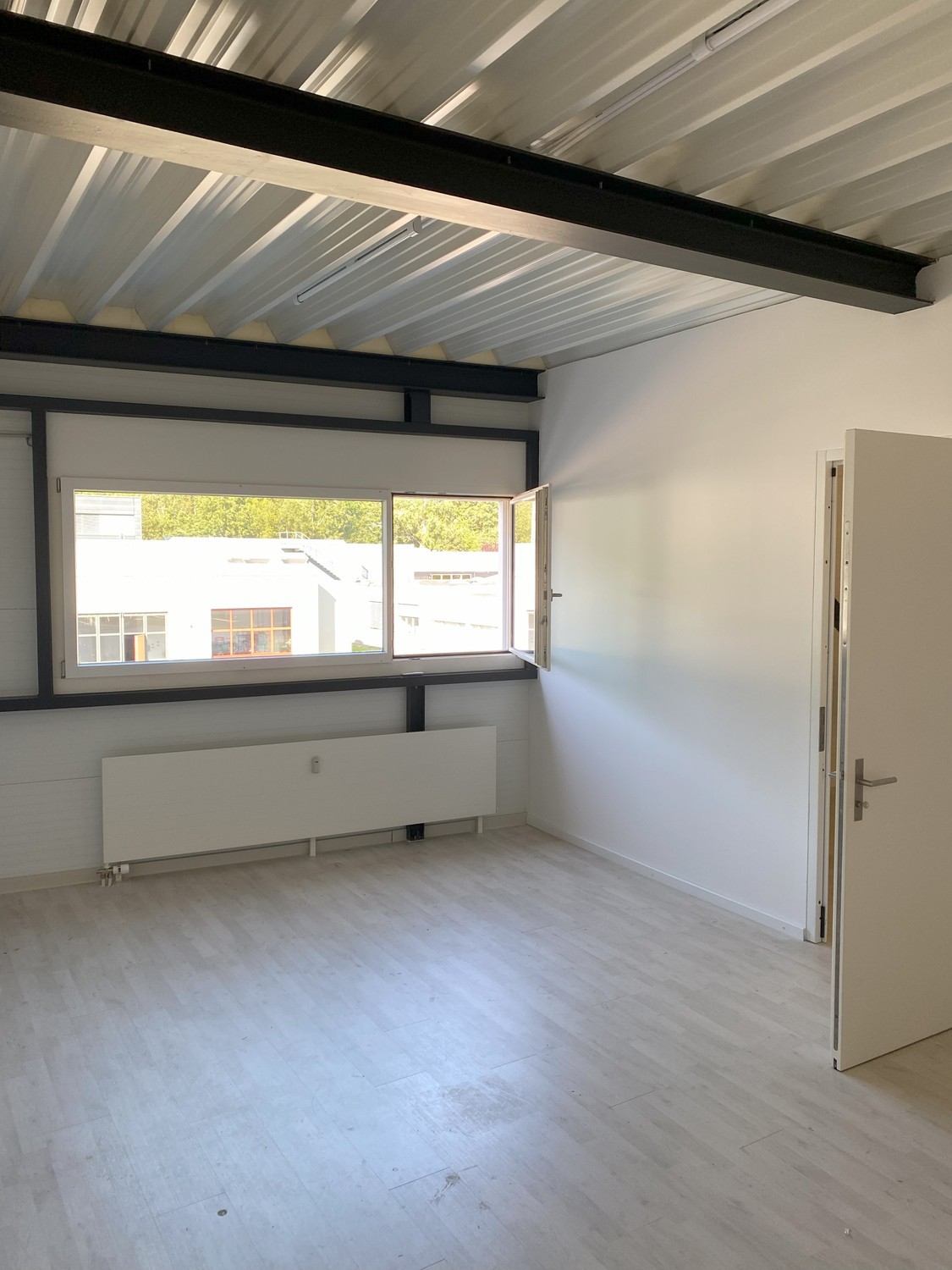 Magasin de 49m²