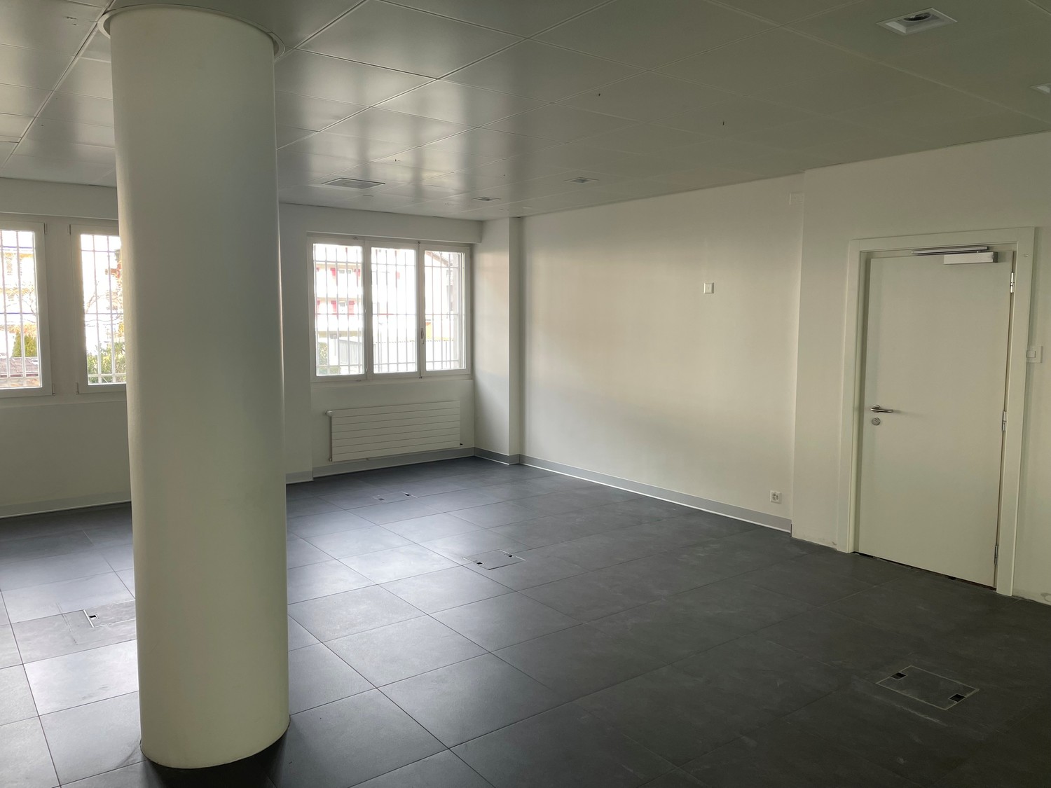 64m² commercial, photo 3 sur 5