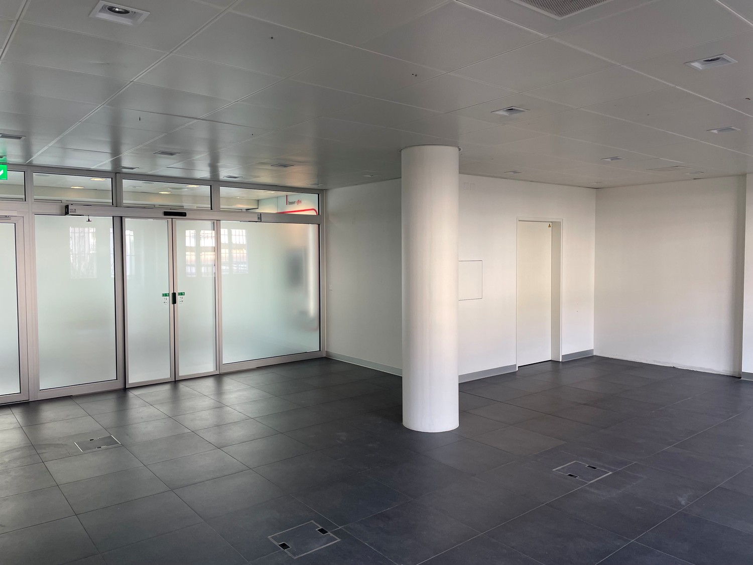 64m² commercial, photo 4 sur 5