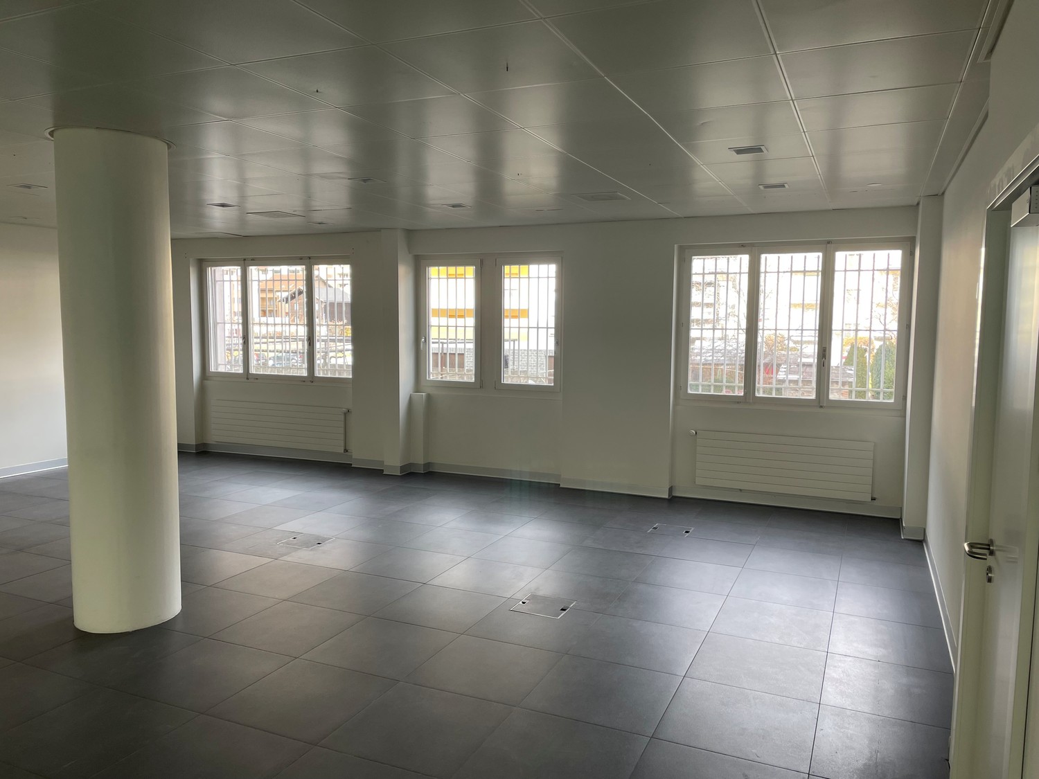 64m² commercial, photo 2 sur 5