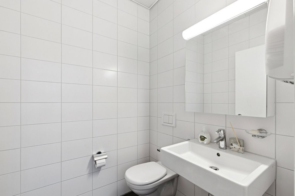 89m² commercial