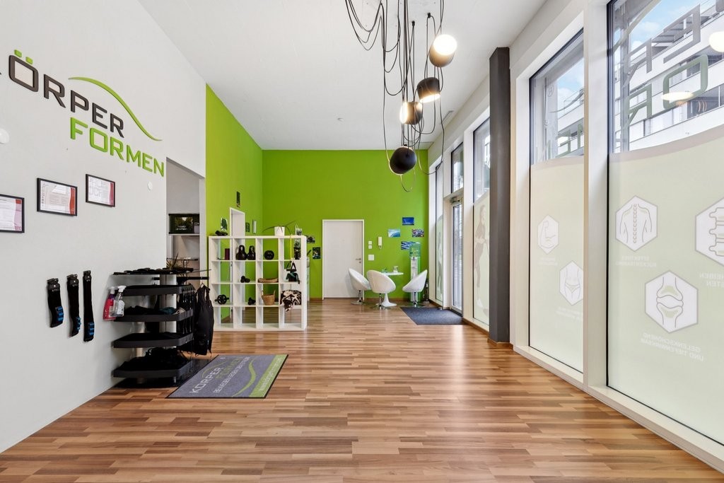 89m² commercial