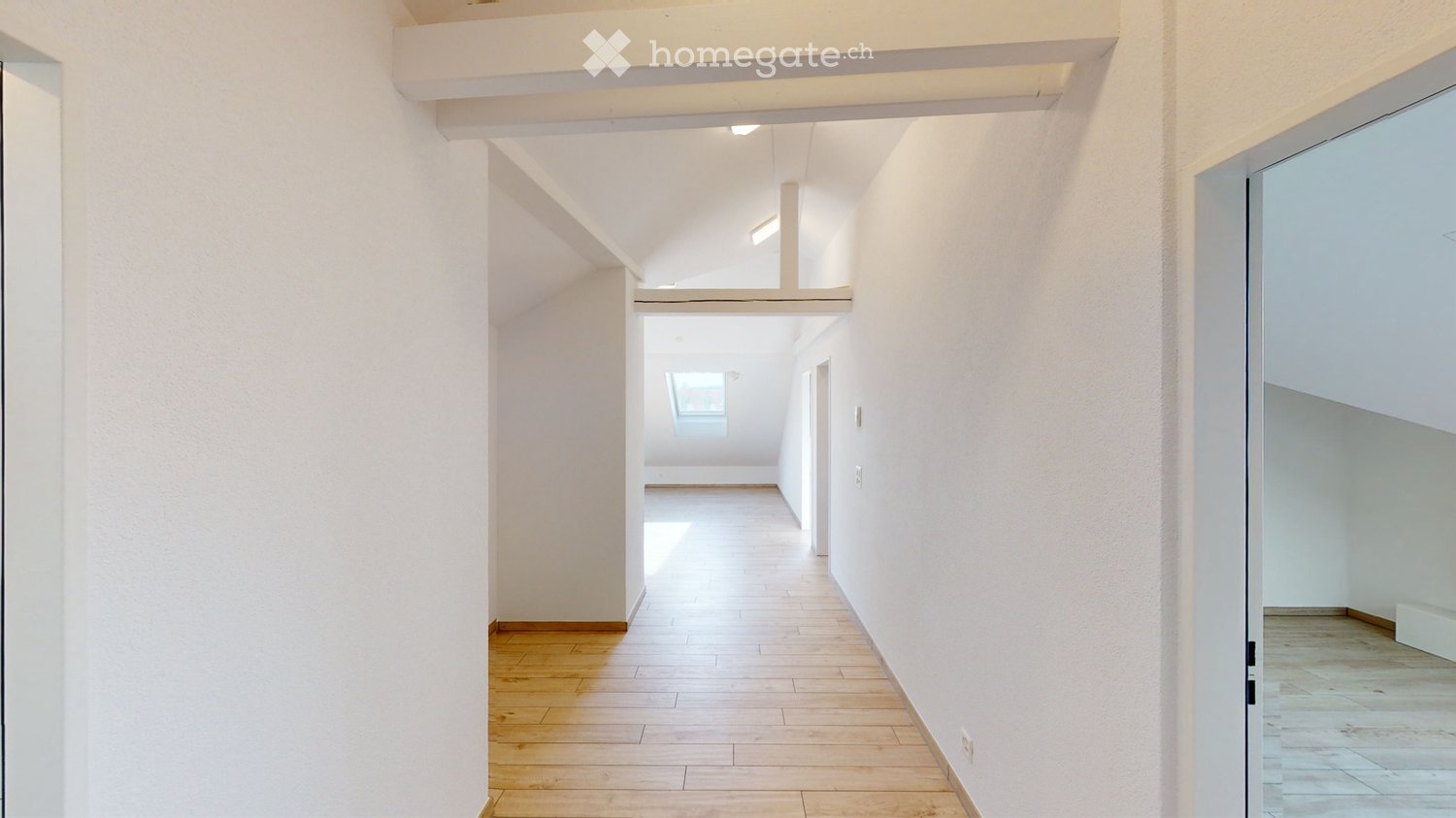 Appartement de 4 pièces, photo 1 sur 5