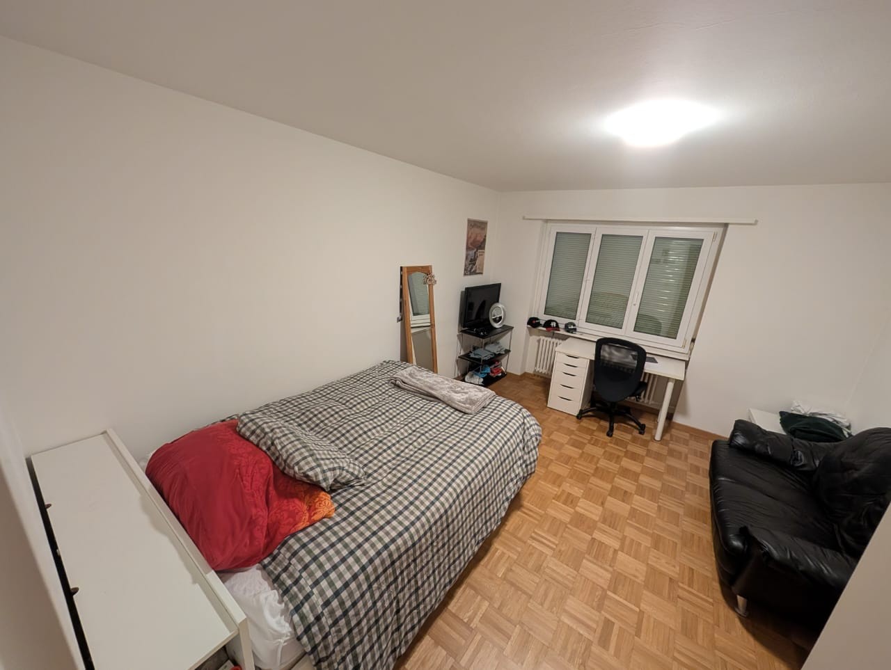 Chambre en colocation, photo 1 sur 5