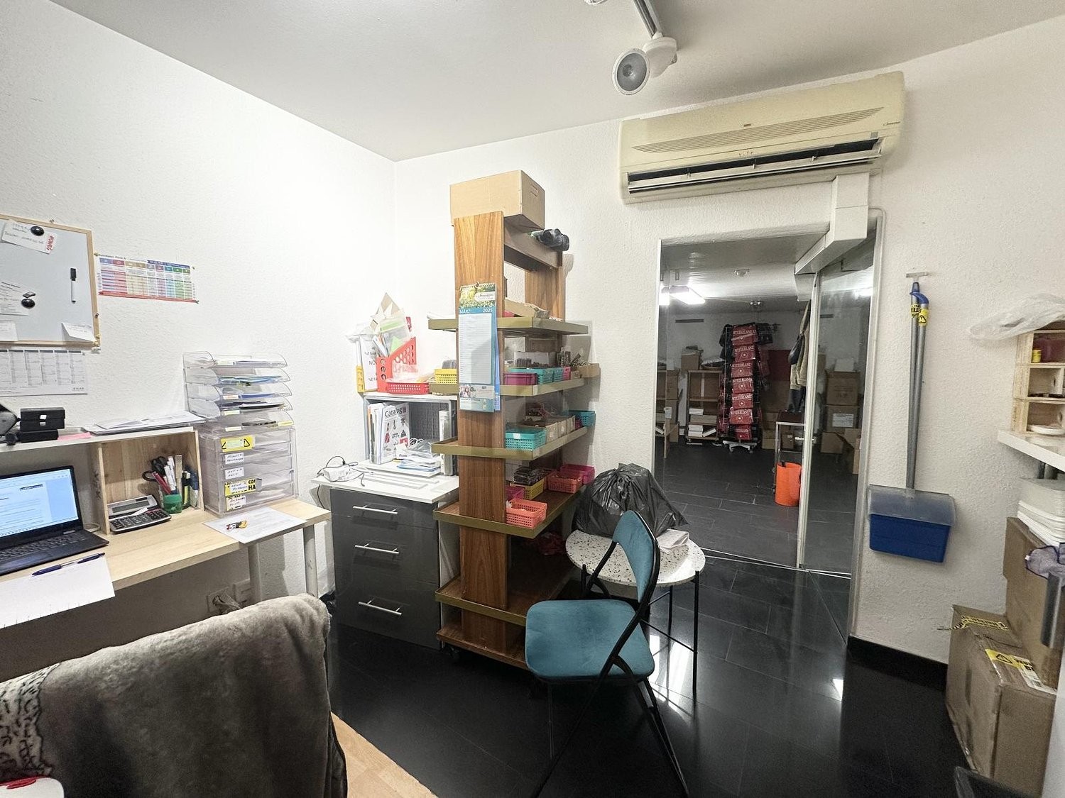 Magasin de 110m²
