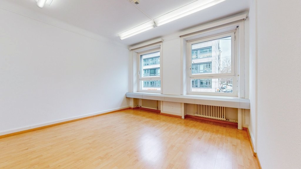 114m² bureau, photo 7 sur 8