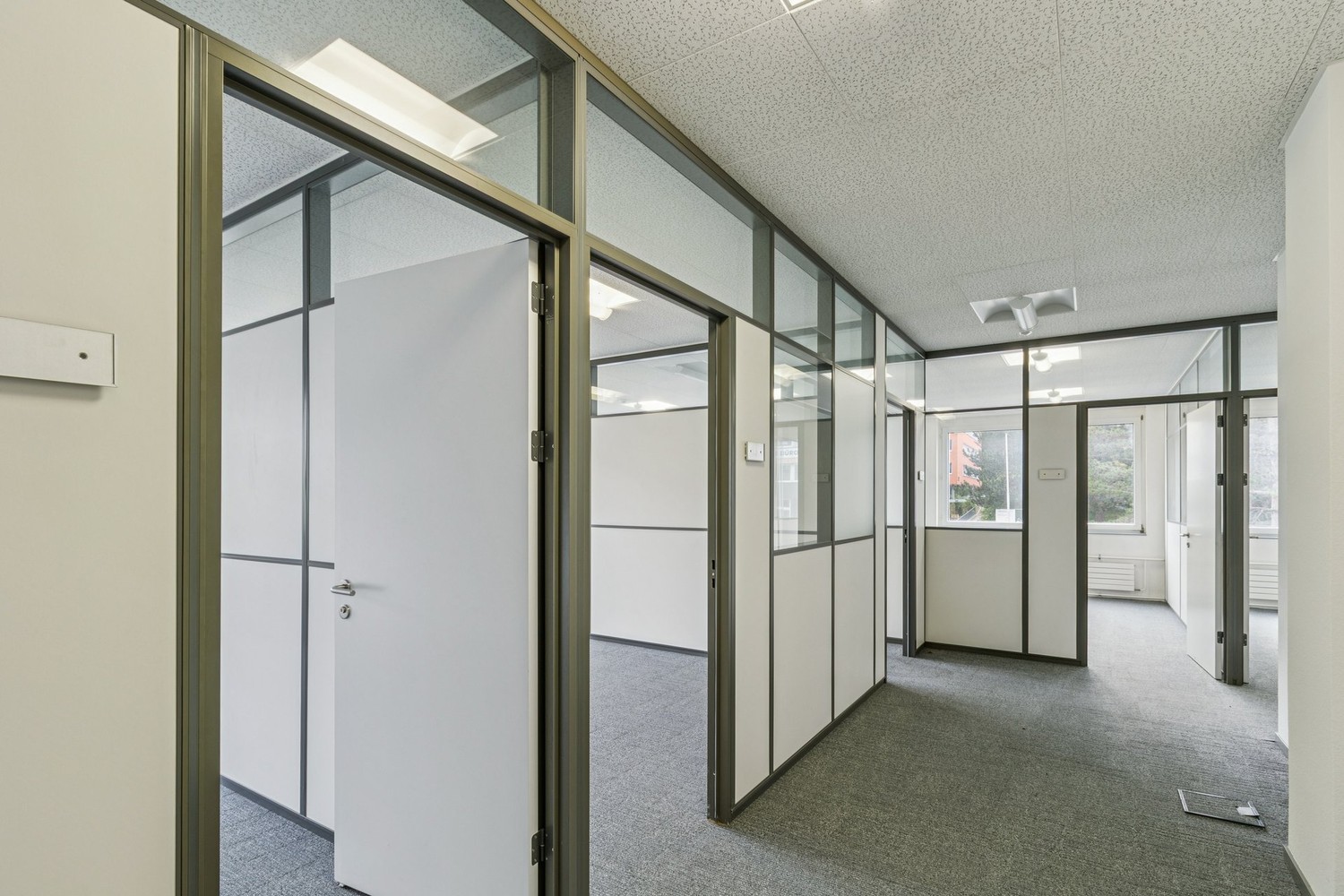 Bureau de 167m², photo 8 sur 10