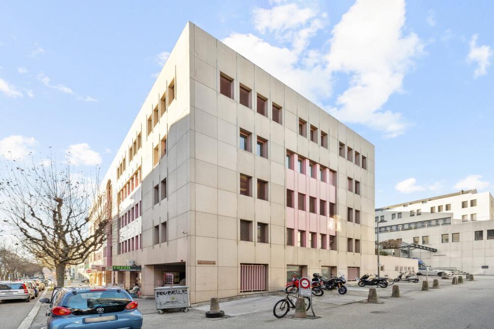 53m² office