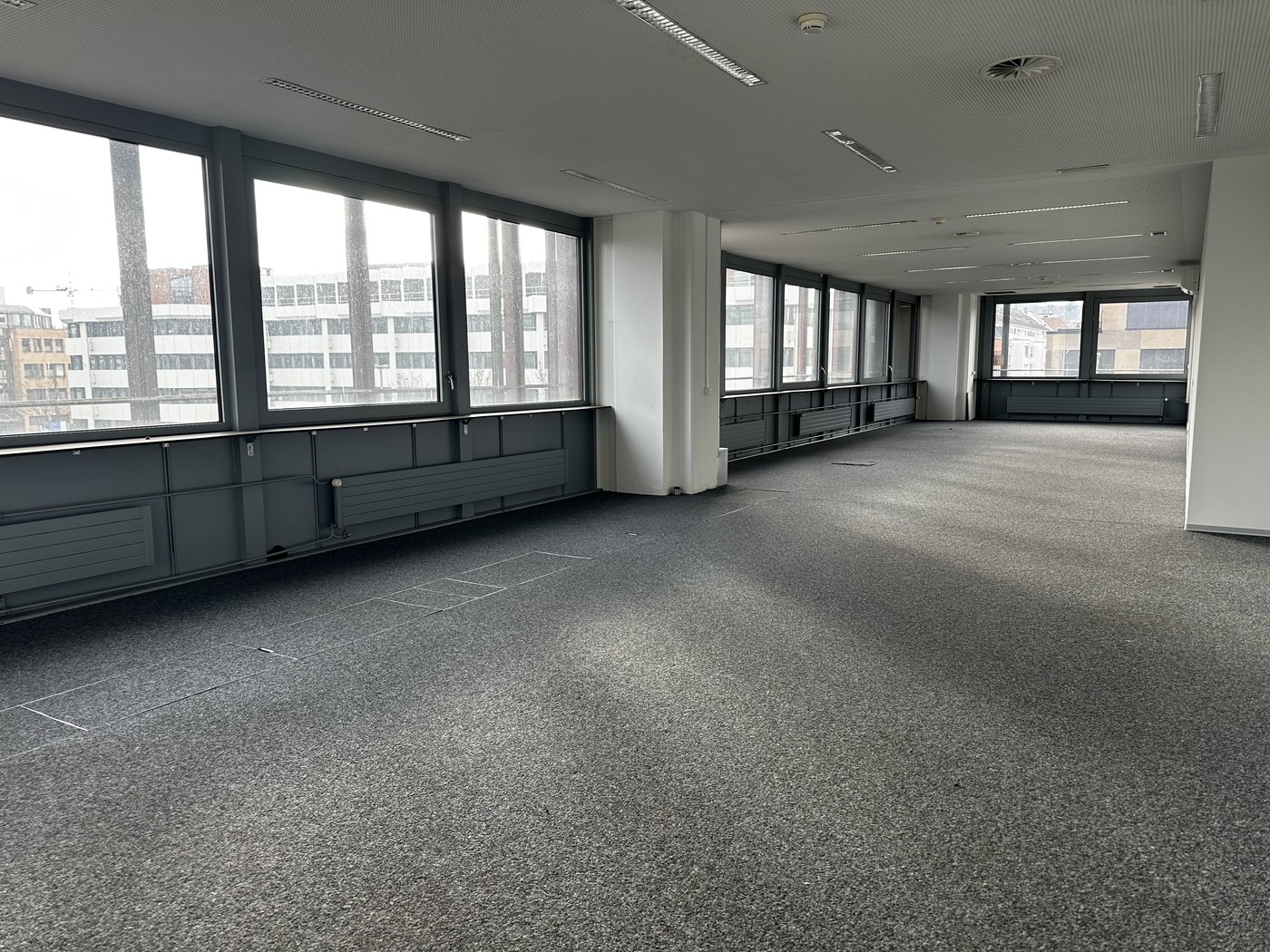 22-809m² bureau, photo 3 sur 4