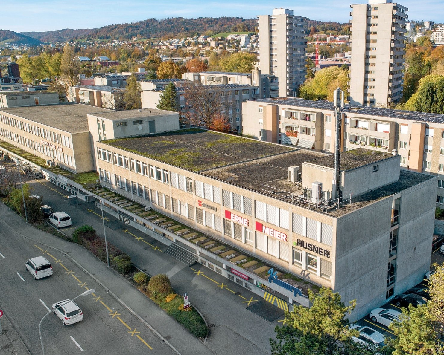 399m² commercial, photo 1 sur 6