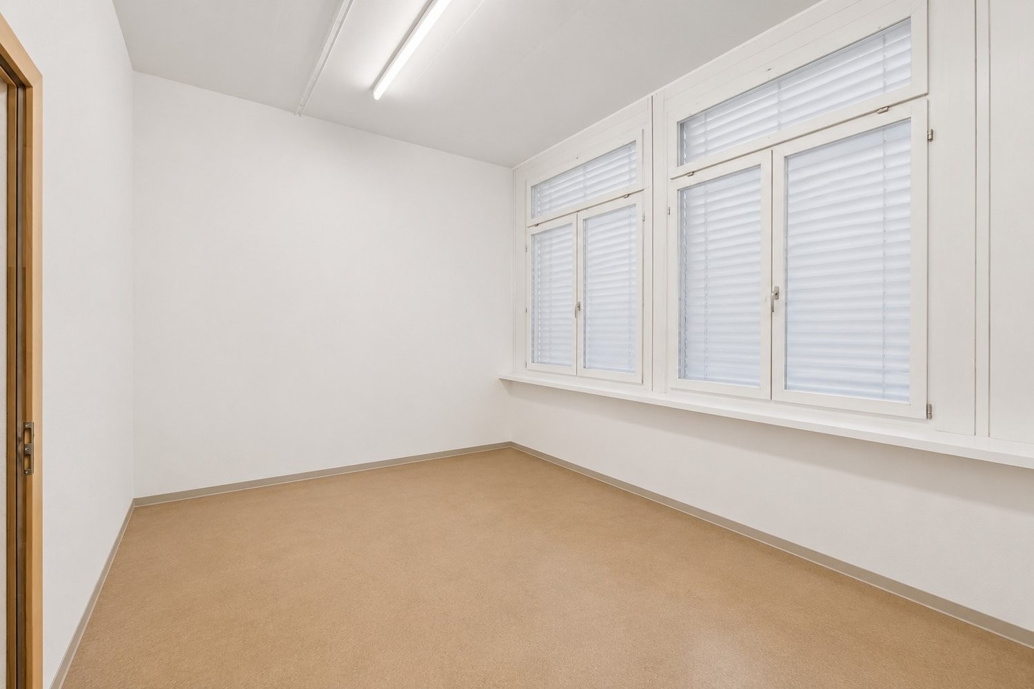 399m² commercial, photo 5 sur 6